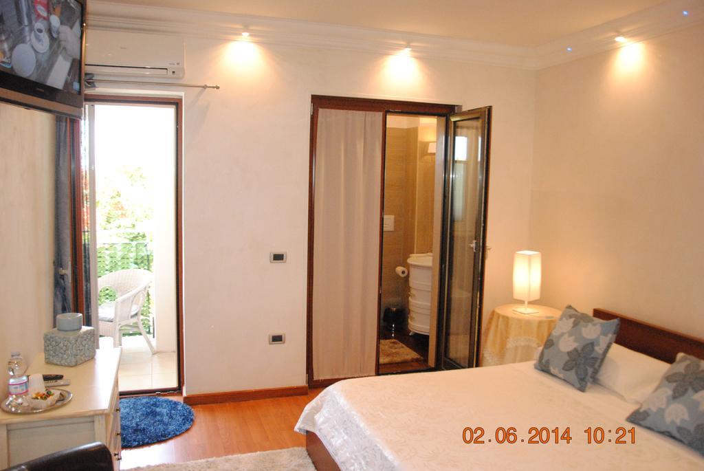 Relais Villa Stella Taranto Bagian luar foto
