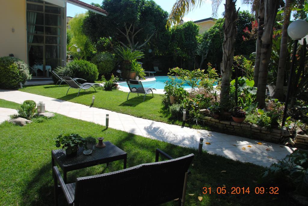 Relais Villa Stella Taranto Bagian luar foto