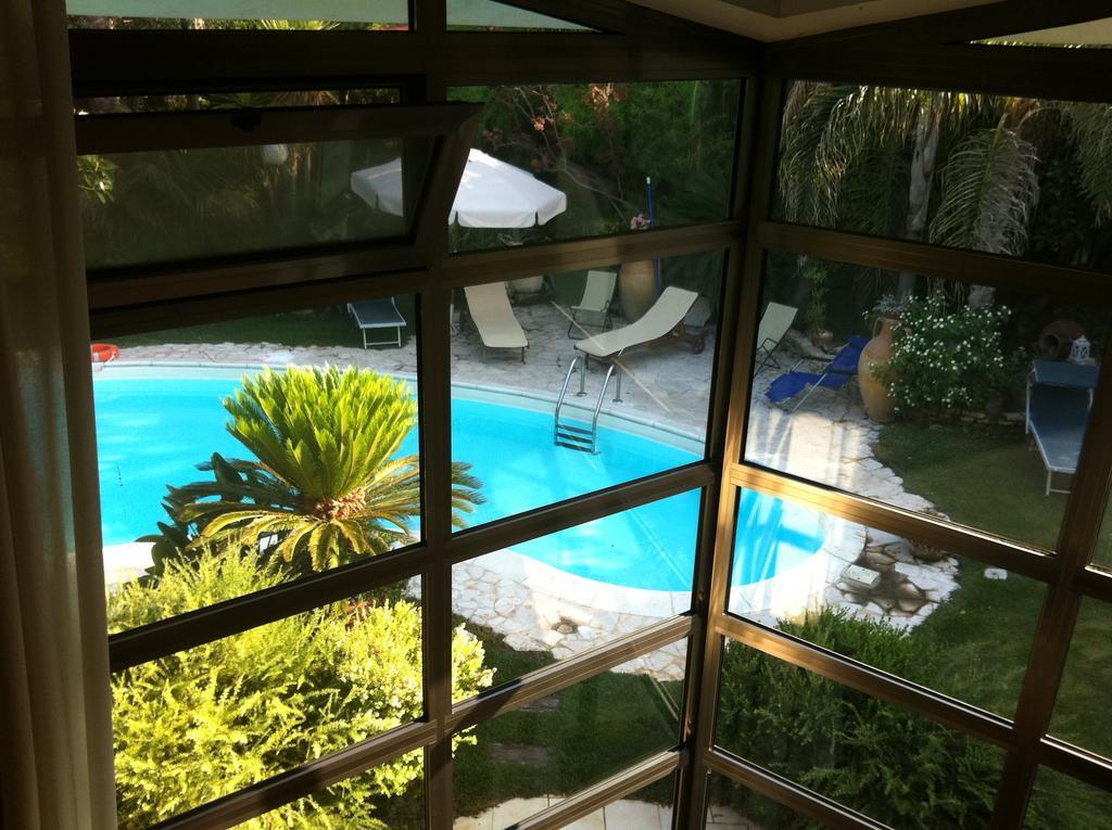 Relais Villa Stella Taranto Bagian luar foto