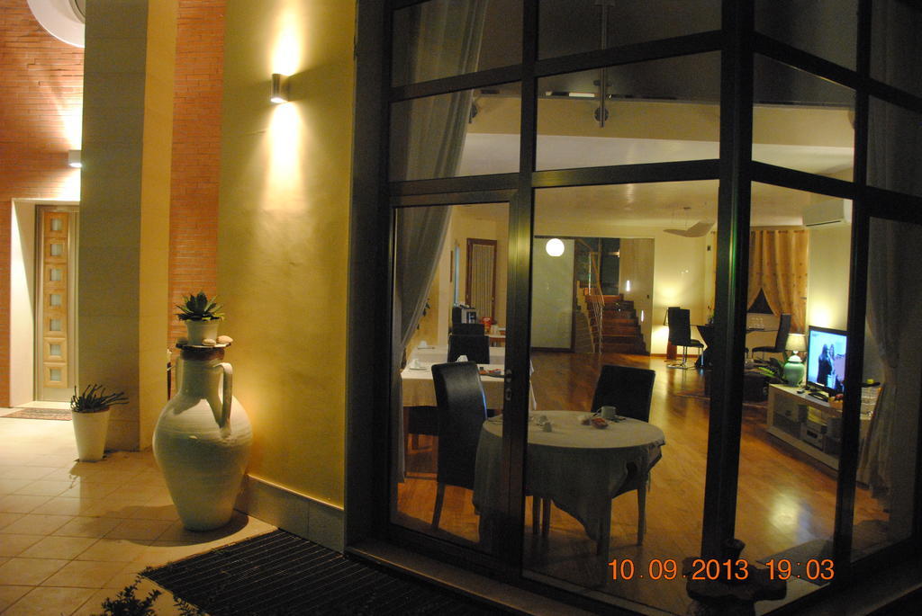 Relais Villa Stella Taranto Bagian luar foto